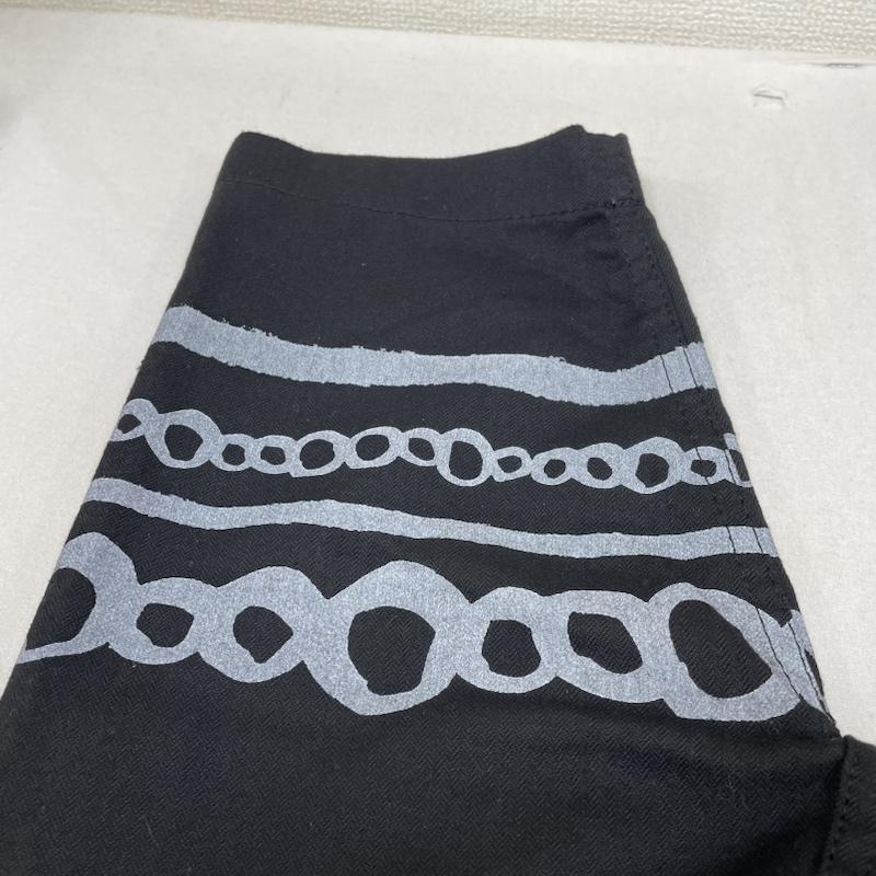 ブラックコムデギャルソン BLACK COMME des GARCONS パンツ ワークパンツ、ペインターパンツ サルエル クロップド パンツ ドッキング プリント ボーダー 1E-P013 S ボーダー柄 X プリント 黒 / ブラック / black メンズ USED 古着 中古 50134839