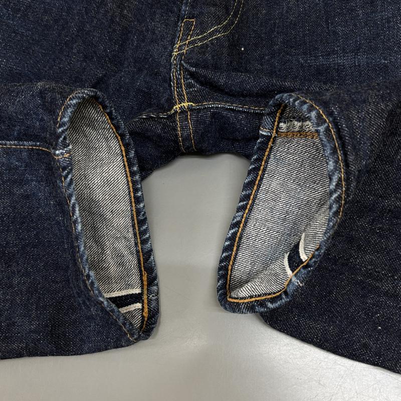 古着 USED パンツ デニム、ジーンズ TCB jeans ティーシービージーンズ 革パッチ 赤耳 Vステッチ 隠しリベット テーパード デニム パンツ インディゴ 30インチ インディゴ / インディゴ / Indigo メンズ USED 古着 中古 50135161
