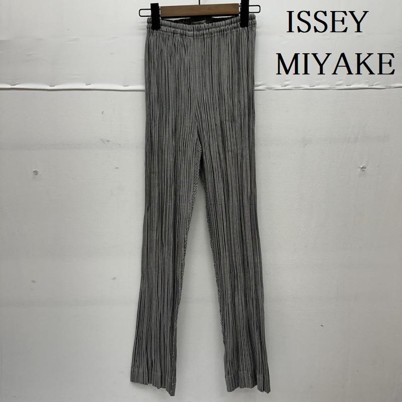 イッセイミヤケ ISSEY MIYAKE パンツ スラックス PLEATS PLEASE プリーツ 加工 ストライプ ロング パンツ IM71-FF903 S 白 / ホワイト / white X 黒 / ブラック / black レディース USED 古着 中古 50135163