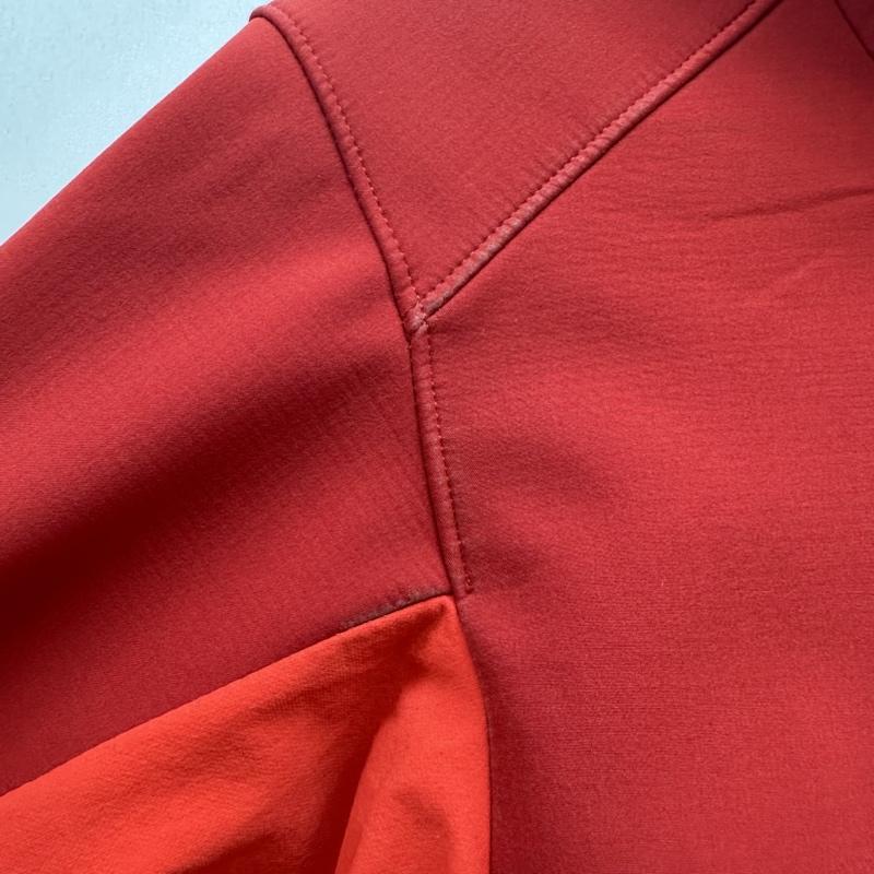 パタゴニア patagonia ジャケット、上着 ジャンパー、ブルゾン FA15 ADZE HYBRID HOODY アズ ハイブリッド フーディ ジャケット 83415 S 赤 / レッド / red メンズ USED 古着 中古 50135166