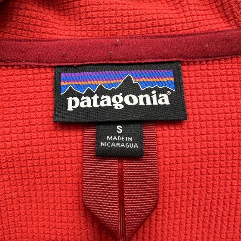 パタゴニア patagonia ジャケット、上着 ジャンパー、ブルゾン FA15 ADZE HYBRID HOODY アズ ハイブリッド フーディ ジャケット 83415 S 赤 / レッド / red メンズ USED 古着 中古 50135166