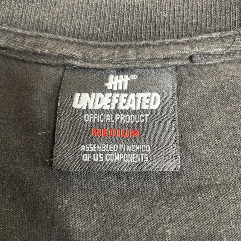 アンディフィーテッド UNDEFEATED Tシャツ 半袖 半袖 Tシャツ ディズニー コラボ ドナルド ヒューイ デューイ ルーイ ロゴ プリント クルーネック M ロゴ、文字 X キャラクター X プリント 黒 / ブラック / black メンズ USED 古着 中古 50135190
