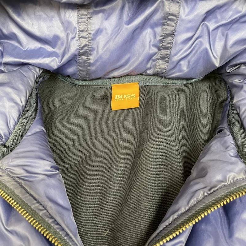 ヒューゴボス HUGO BOSS ジャケット、上着 ジャンパー、ブルゾン 中綿 ジャケット ブルゾン ニット切替 ジップアップ ハイブリッド ロゴプレート フード S ロゴ、文字 紺 / ネイビー / navy メンズ USED 古着 中古 50135331