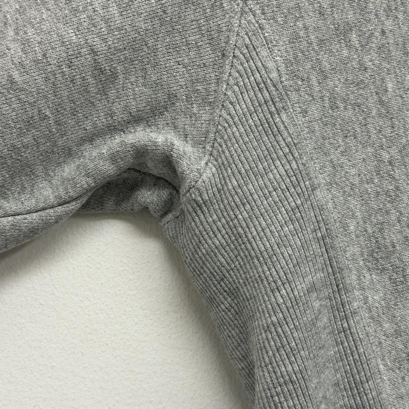 カーハート Carhartt トレーナー 長袖 Carhartt カーハート 長袖 トレーナー Sweat 02810-3302 L ワンポイント 灰 / グレー / gray メンズ USED 古着 中古 50135428