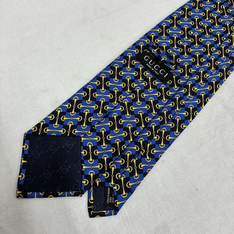 グッチ GUCCI ネクタイ ネクタイ イタリア製 シルク ネクタイ 総柄 ブロックチェック ホースビット - 総柄 X チェック 青 / ブルー / blue X 紺 / ネイビー / navy X 黄 / イエロー / yellow メンズ USED 古着 中古 50135810