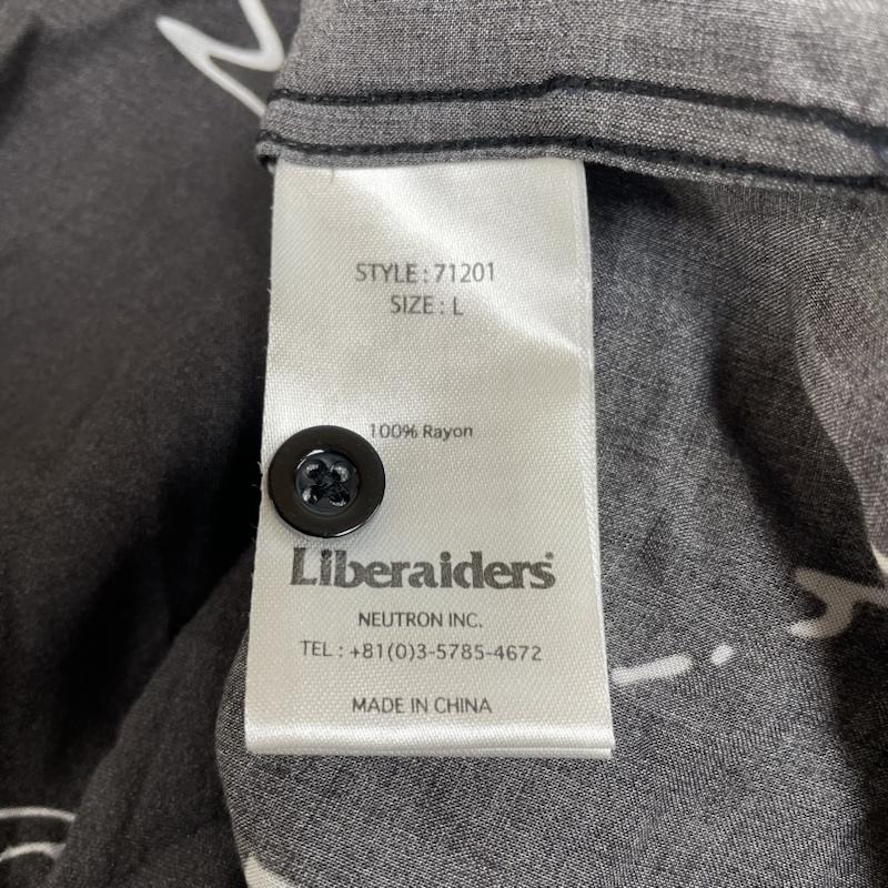 リベレイダース Liberaiders シャツ、ブラウス 半袖 VIVA LA REVOLUCION 半袖 アロハ シャツ 開襟 オープンカラー 総柄 L プリント X ロゴ、文字 X 総柄 X  ダークグレー / ダークグレー / メンズ USED 古着 中古 50135889