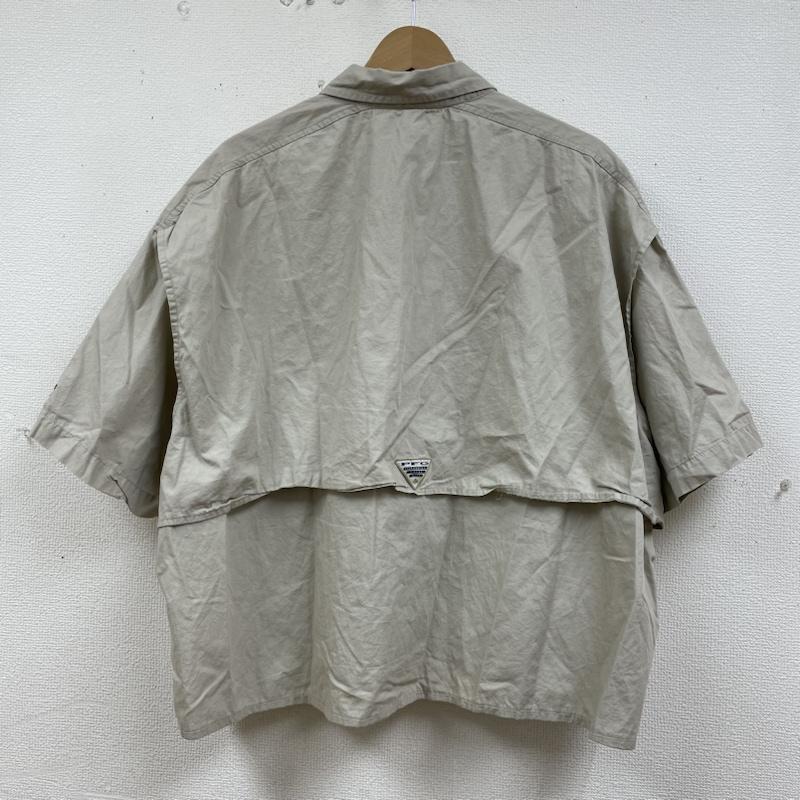 コロンビア Columbia シャツ、ブラウス 半袖 90s PFG フィッシング シャツ 半袖 ロゴ 刺繍 マルチポケット 大きめ オーバーサイズ XXL ロゴ、文字 X 刺繍 グレージュ / グレージュ / メンズ USED 古着 中古 50136008