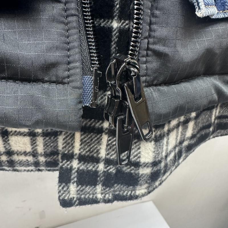 バレンシアガ BALENCIAGA ジャケット、上着 ジャンパー、ブルゾン 18AW レイヤード オーバーサイズ パファ デニム ジャケット 543028 TXE08 46 インディゴ / インディゴ / Indigo X 黒 / ブラック / black メンズ USED 古着 中古 50136043
