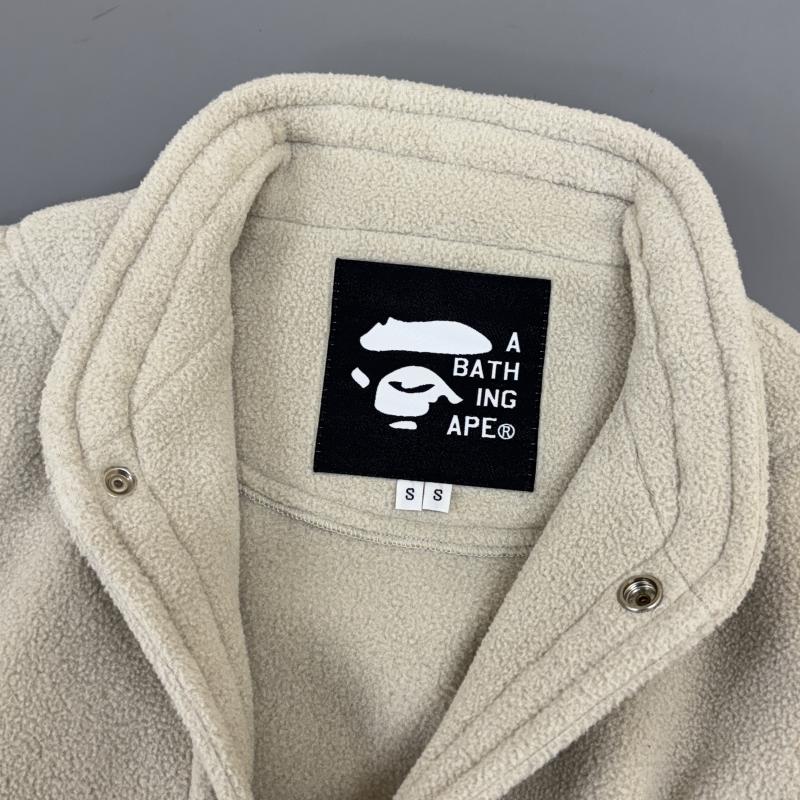 アベイシングエイプ A BATHING APE ジャケット、上着 ジャンパー、ブルゾン 90年代 ビンテージ オールド 旧タグ 日本製 チロリアンテープ ポーラテック フリース ジャケット アイボリー S アイボリー / アイボリー / メンズ USED 古着 中古 50136180