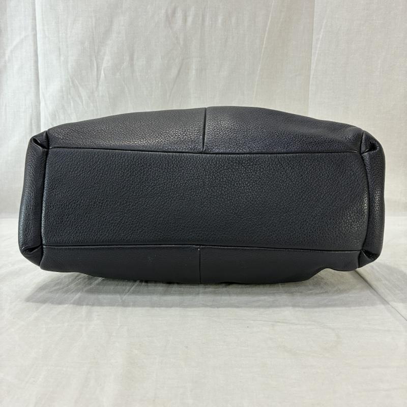 コーチ COACH ショルダーバッグ ショルダーバッグ COACH コーチ フィービー F35723 ショルダーバッグ レザー ネイビー ワンポイント 紺 / ネイビー / navy レディース USED 古着 中古 50136422