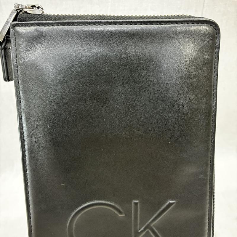 シーケーカルバンクライン CK CalvinKlein ショルダーバッグ ショルダーバッグ CK CALVIN KLEIN カルバンクライン ロゴ ショルダーバッグ スマホショルダー ユニセックス ブラック ミニバッグ 無地 X ロゴ、文字 黒 / ブラック / black メンズ USED 古着 中古 50136787