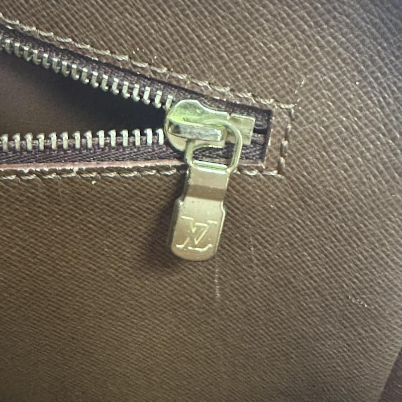 ルイヴィトン LOUIS VUITTON ブリーフケース、書類かばん ブリーフケース、書類かばん M53361 モノグラム ポルトドキュマン ヴォワヤージュ ブリーフ ケース - 茶 / ブラウン / brown メンズ USED 古着 中古 50137004