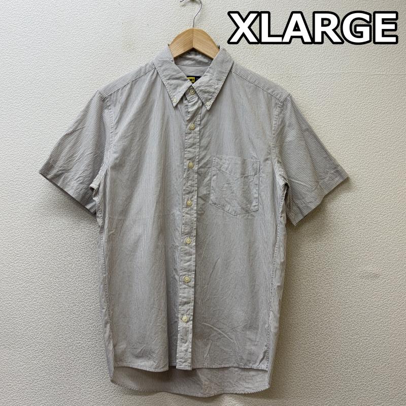 エクストララージ XLARGE シャツ、ブラウス 半袖 0111408 日本製 バックロゴ プリント ストライプ柄 ボタンダウン 半袖 シャツ M メンズ USED 古着 中古 50137164