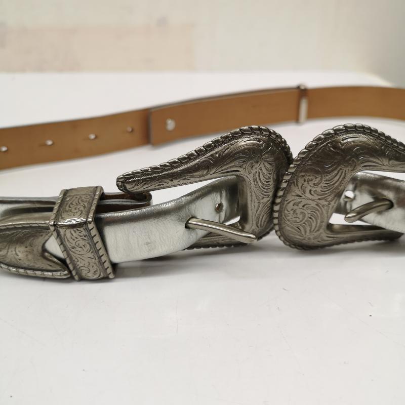 トーガ プルラ TOGA PULLA ベルト・バックル ベルト Double buckle ダブル バックル ベルト - 銀 / シルバー / silver color レディース USED 古着 中古 50137280