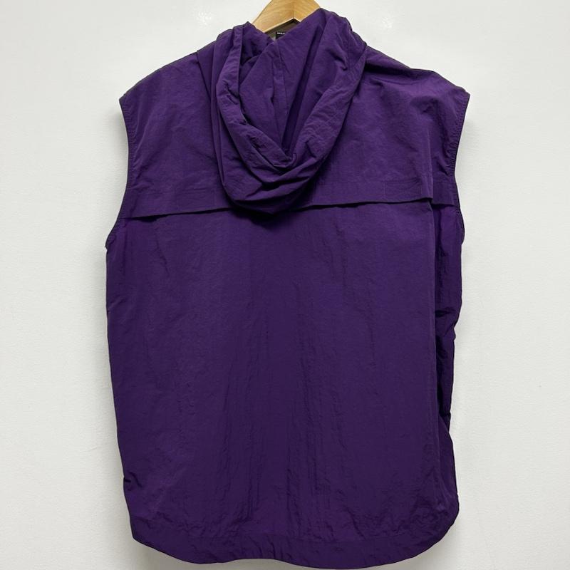 サウザンドマイル THOUSAND MILE ベスト ベスト LIGHT SHELL Vest ジップアップ フードベスト M ロゴ、文字 紫 / パープル / purple メンズ USED 古着 中古 50138111