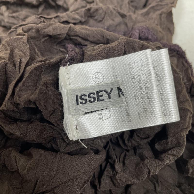 イッセイミヤケ ISSEY MIYAKE タンクトップ タンクトップ 97ss 90s プリーツ加工 ノースリーブ ブラウス シャツ タートル シフォン IM72-JK102 M 無地 茶 / ブラウン / brown レディース USED 古着 中古 50138125