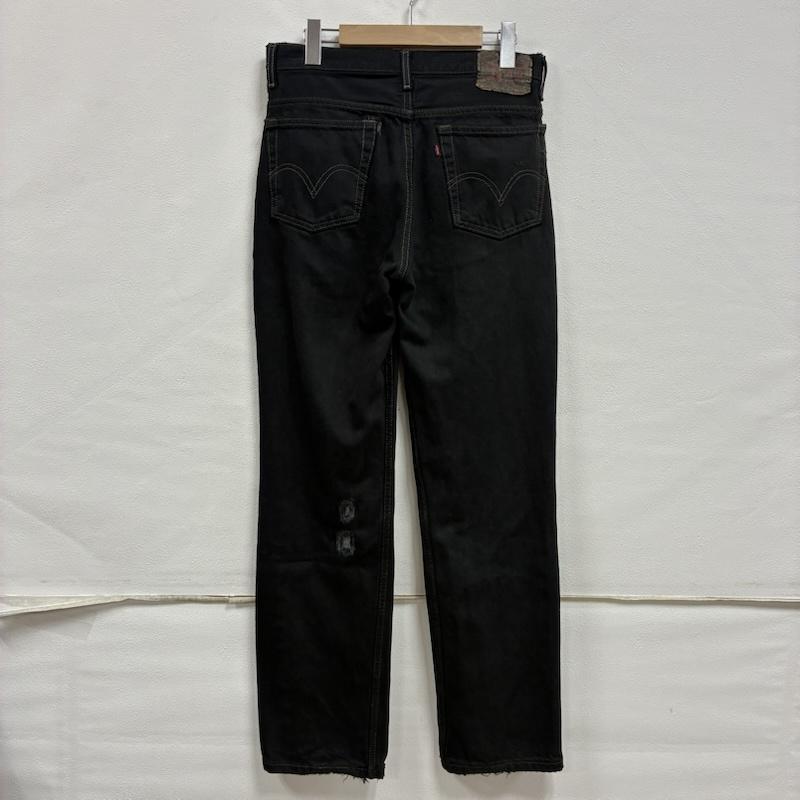 リーバイス Levi s パンツ デニム、ジーンズ 00 s スリムフィット 後染め ブラックデニム ジップフライ 実寸30インチ - ワンポイント X ロゴ、文字 黒 / ブラック / black メンズ USED 古着 中古 50138517
