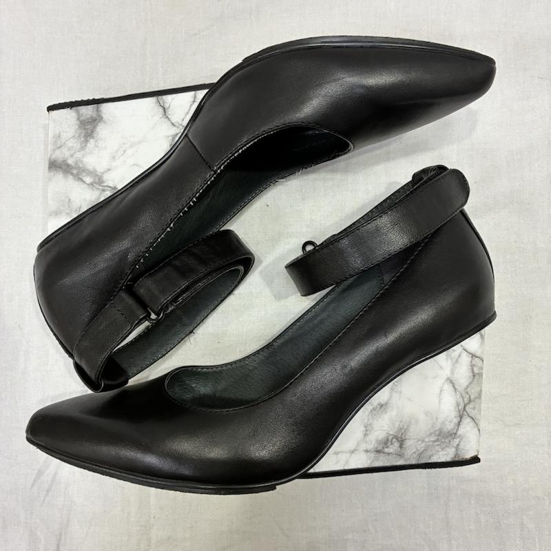 ユナイテッドヌード UNITED NUDE パンプス パンプス ソリッドパンプス black 大理石SIZE:3939 25.0cm 黒 / ブラック / black レディース USED 古着 中古 50138922