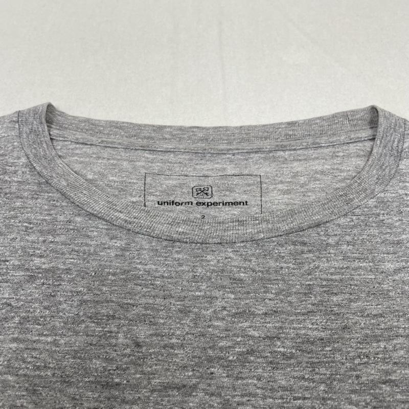 ユニフォームエクスペリメント uniform experiment Tシャツ 半袖 半袖 Tシャツ Shirt NAVY ロゴ プリント クルーネック シャツ カットソー UE-101083 2 ロゴ、文字 X プリント 灰 / グレー / gray メンズ USED 古着 中古 50138956