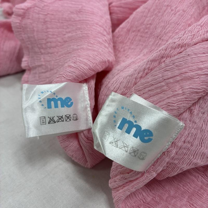 ミー イッセイミヤケ me ISSEY MIYAKE シャツ、ブラウス 長袖 プリーツ ロングスリーブ シャツ MI11FJ911 ノースリーブ カットソー MI11FR911 セット - 桃 / ピンク / pink レディース USED 古着 中古 50139390