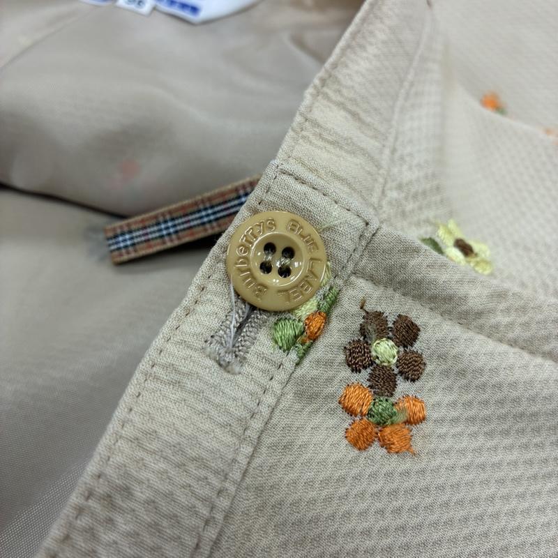 バーバリー・ブルーレーベル BURBERRY BLUE LABEL スカート ひざ丈スカート 花柄 刺繍 ひざ丈 スカート サイドジップ FX547-331 36 花柄 X 刺繍 ベージュ / ベージュ / beige レディース USED 古着 中古 50139398
