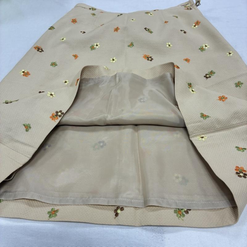 バーバリー・ブルーレーベル BURBERRY BLUE LABEL スカート ひざ丈スカート 花柄 刺繍 ひざ丈 スカート サイドジップ FX547-331 36 花柄 X 刺繍 ベージュ / ベージュ / beige レディース USED 古着 中古 50139398