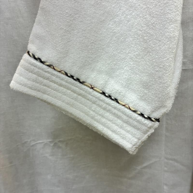 バーバリー BURBERRY トップス トップス バスローブ ガウン ノバチェック white下げ札付き L L チェック 白 / ホワイト / white レディース USED 古着 中古 50139589