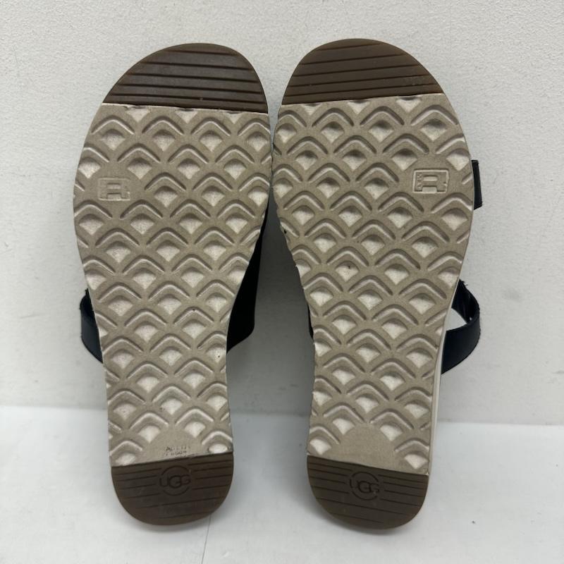 アグ UGG サンダル サンダル F8715C 厚底 サンダル レザー MAIRE フラット オープントゥ スタッズ 23.0cm 黒 / ブラック / black レディース USED 古着 中古 50139685