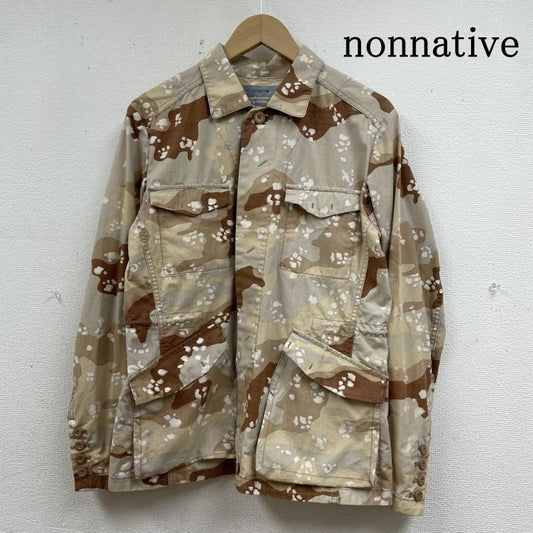 ノンネイティブ nonnative ジャケット、上着 ジャンパー、ブルゾン サファリ ミリタリー ジャケット 日本製 総柄 カモフラージュ 迷彩 隠しボタン ブルゾン 長袖シャツ 1 カモフラージュ柄・迷彩 ベージュ / ベージュ / beige X 茶 / ブラウン / brown メンズ USED 古着 中古 50139981