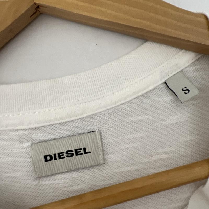 ディーゼル DIESEL Tシャツ 半袖 風景画プリント Vネック Tシャツ S 白 / ホワイト / white メンズ USED 古着 中古 50140122