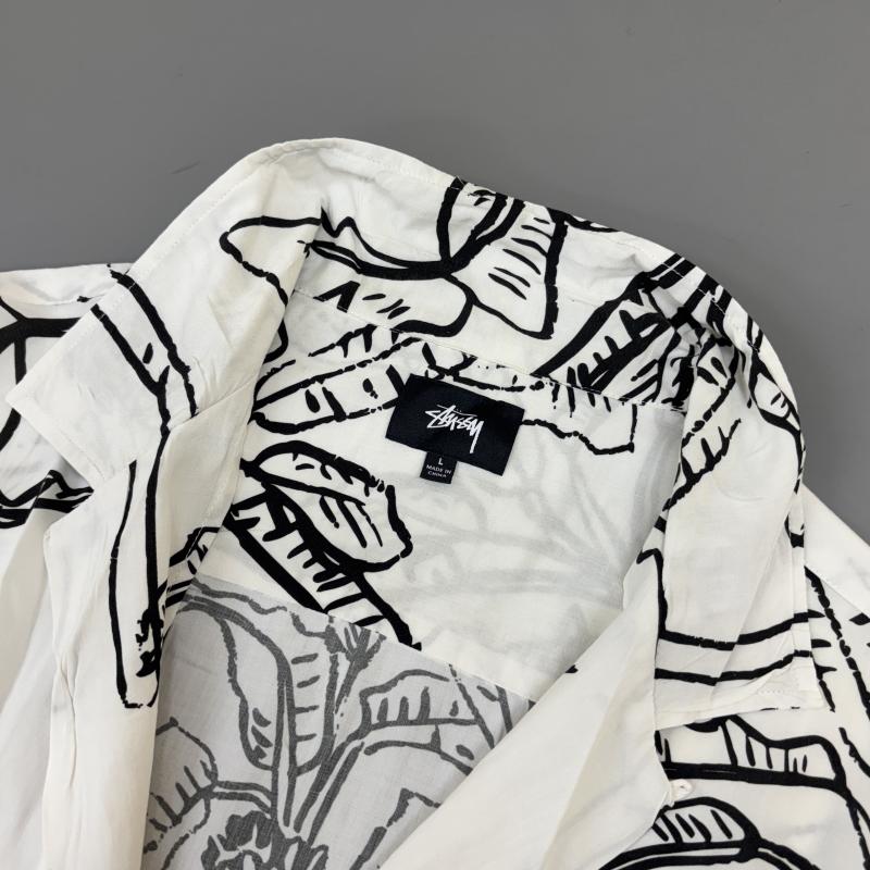 ステューシー STUSSY シャツ、ブラウス 半袖 Banana Tree shirt バナナツリー 総柄 レーヨン オープンカラー ハワイアン アロハ シャツ 白 黒 ホワイト ブラック L 白 / ホワイト / white X 黒 / ブラック / black メンズ USED 古着 中古 50140124
