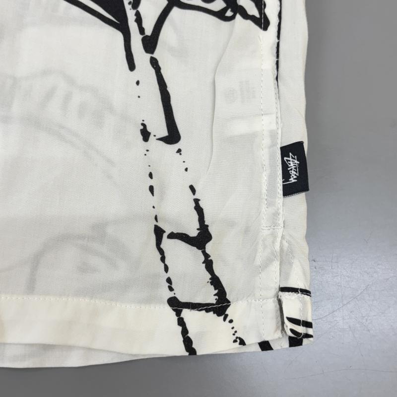 ステューシー STUSSY シャツ、ブラウス 半袖 Banana Tree shirt バナナツリー 総柄 レーヨン オープンカラー ハワイアン アロハ シャツ 白 黒 ホワイト ブラック L 白 / ホワイト / white X 黒 / ブラック / black メンズ USED 古着 中古 50140124