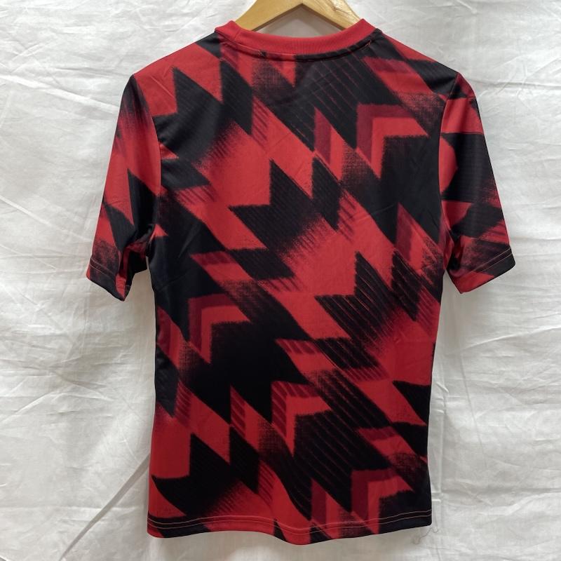 アディダス adidas Tシャツ 半袖 キッズ マンチェスター・ユナイテッド 2025/26 プレマッチ ジャージー KQB23 JP3235 160cm 総柄 X ロゴ、文字 赤 / レッド / red X 黒 / ブラック / black ボーイズ USED 古着 中古 50140171