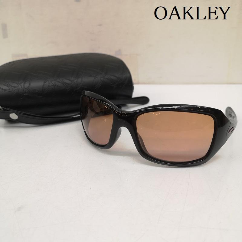 オークリー OAKLEY めがね・サングラス サングラス グレッチェン ブレイラー ラヴィッシング サングラス 12-797 USA製 - 黒 / ブラック / black X 橙 / オレンジ / orange レディース USED 古着 中古 50140678