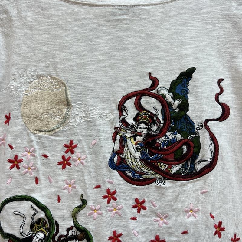 ヒャッカリョウラン 百花繚乱 Tシャツ 半袖 天女 和柄 刺繍 Tシャツ M 白 / ホワイト / white メンズ USED 古着 中古 50140733