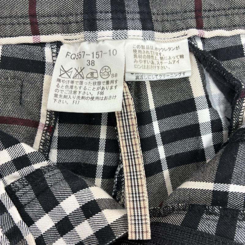 バーバリー・ブルーレーベル BURBERRY BLUE LABEL パンツ ショートパンツ ノバチェック ワンポイント 刺繍 ロゴ ハーフパンツ ショーツ ジップフライ ストレッチ FQ557-157-10 三陽商会 38 チェック X ワンポイント X ロゴ、文字 X 刺繍 マルチカラー / マルチカラー / multicolor レディース USED 古着 中古 50140808
