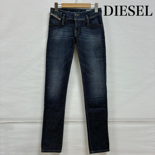 ディーゼル DIESEL パンツ デニム、ジーンズ ローライズ ストレッチ スキニー ダメージ デニム パンツ 編み込みレザー Y2K 24インチ - ダメージ加工 インディゴ / インディゴ / Indigo レディース USED 古着 中古 50140810