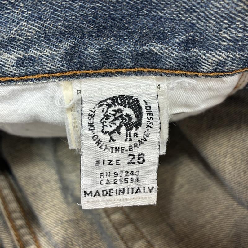 ディーゼル DIESEL パンツ デニム、ジーンズ オールド イタリア製 ダメージ デニム パンツ ボタンフライ ストレート Y2K 25インチ - ダメージ加工 レディース USED 古着 中古 50140812
