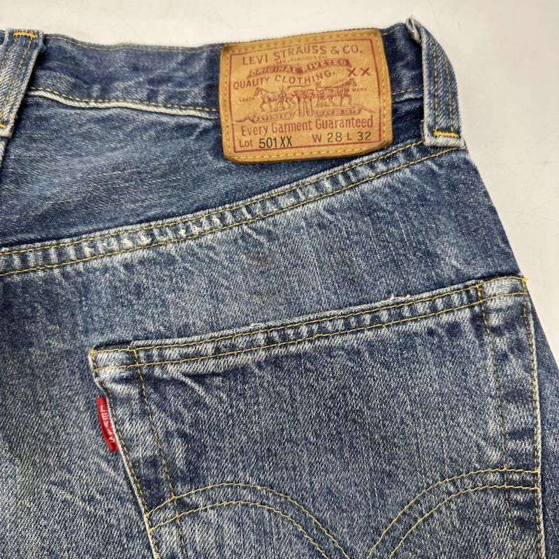リーバイス Levi s パンツ デニム、ジーンズ 1997モデル 501XX LVC BIG E ボタンフライ ストレート デニム ダメージ パンツ 47501-0183 28インチ インディゴ / インディゴ / Indigo メンズ USED 古着 中古 50140832