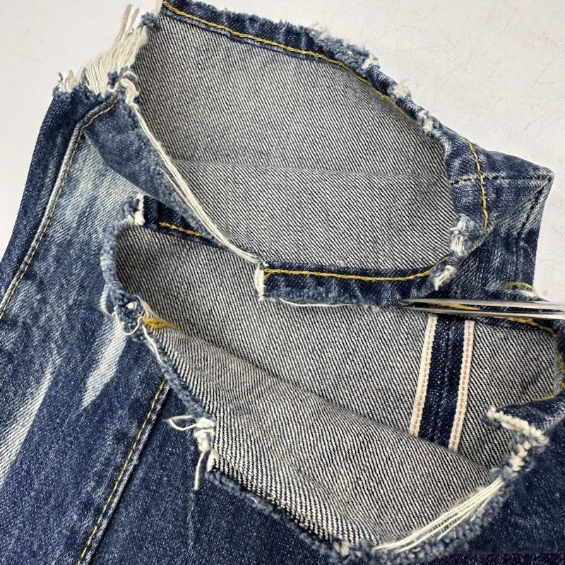リーバイス Levi s パンツ デニム、ジーンズ 1997モデル 501XX LVC BIG E ボタンフライ ストレート デニム ダメージ パンツ 47501-0183 28インチ インディゴ / インディゴ / Indigo メンズ USED 古着 中古 50140832