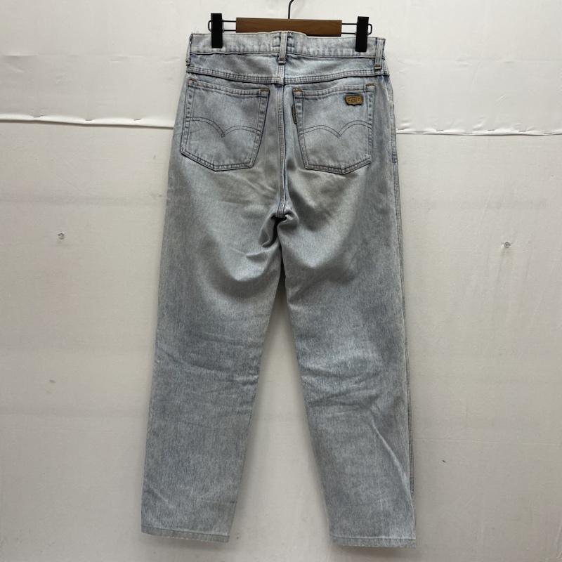 リーバイス Levi s パンツ デニム、ジーンズ 90s 636 シルバータブ ボタン裏 J09 ウォッシュ加工 ストレート デニム パンツ ジーパン ロゴ、文字 インディゴ / インディゴ / Indigo メンズ USED 古着 中古 50140918