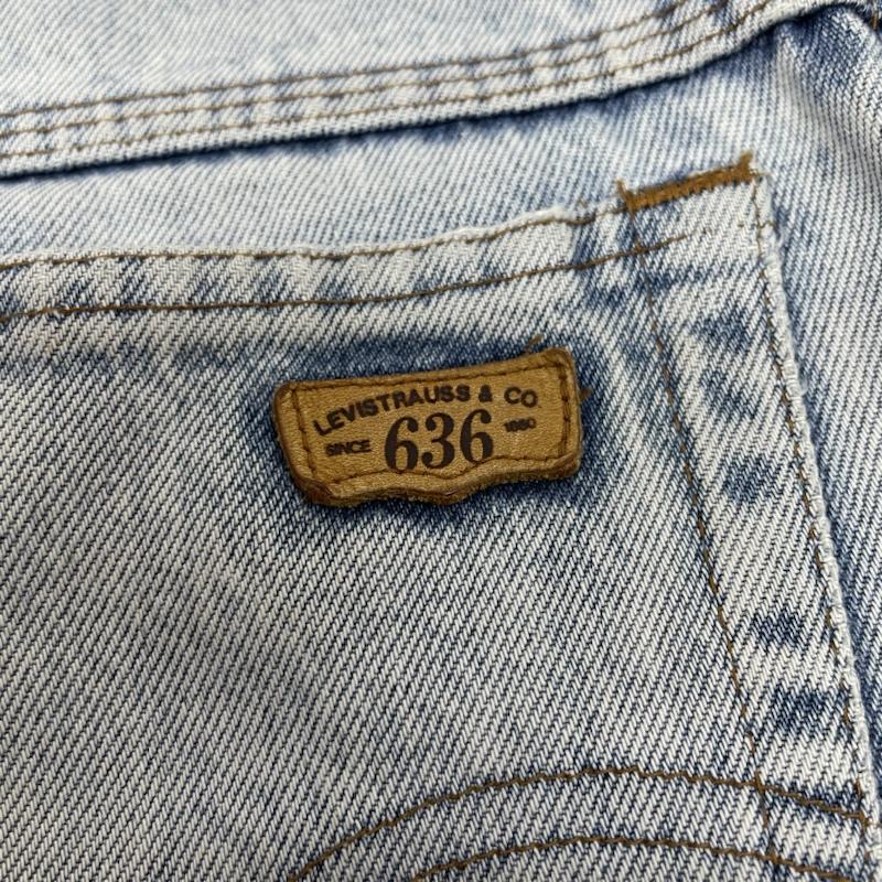 リーバイス Levi s パンツ デニム、ジーンズ 90s 636 シルバータブ ボタン裏 J09 ウォッシュ加工 ストレート デニム パンツ ジーパン ロゴ、文字 インディゴ / インディゴ / Indigo メンズ USED 古着 中古 50140918