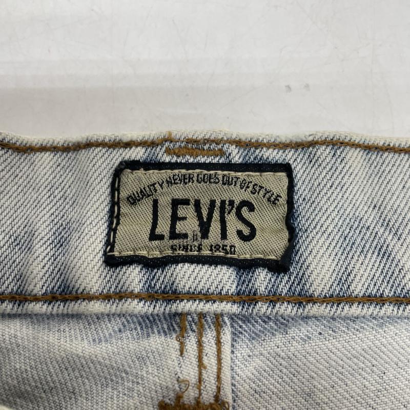 リーバイス Levi s パンツ デニム、ジーンズ 90s 636 シルバータブ ボタン裏 J09 ウォッシュ加工 ストレート デニム パンツ ジーパン ロゴ、文字 インディゴ / インディゴ / Indigo メンズ USED 古着 中古 50140918