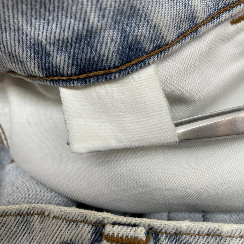 リーバイス Levi s パンツ デニム、ジーンズ 90s 636 シルバータブ ボタン裏 J09 ウォッシュ加工 ストレート デニム パンツ ジーパン ロゴ、文字 インディゴ / インディゴ / Indigo メンズ USED 古着 中古 50140918