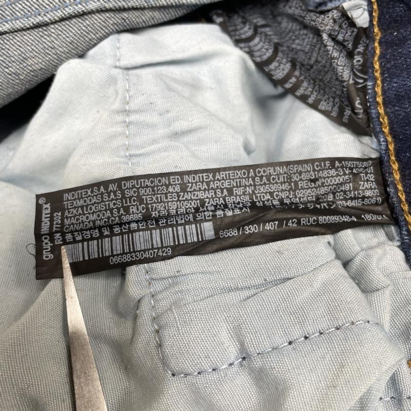 ザラ ZARA パンツ デニム、ジーンズ リペア加工 ボタンフライ スキニー テーパード ジーンズ デニム ダメージ加工 32インチ 無地 インディゴ / インディゴ / Indigo メンズ USED 古着 中古 50140955
