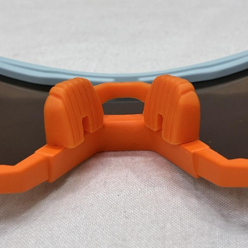 古着 USED めがね・サングラス サングラス (60005-00003)100% ワンハンドレッド S3 Soft Tact Two Tone HiPER Silver Mirror Lens ロゴ、文字 水色 / ライトブルー / X 橙 / オレンジ / orange メンズ USED 古着 中古 50141217