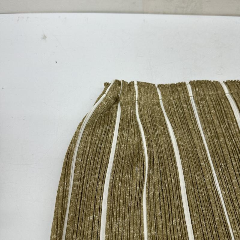プリーツプリーズ PLEATS PLEASE スカート ロングスカート ISSEY MIYAKE プリーツ ギャザー ストライプ ロング スカート PP01-JG503 3 金 / ゴールド / gold color レディース USED 古着 中古 50141279