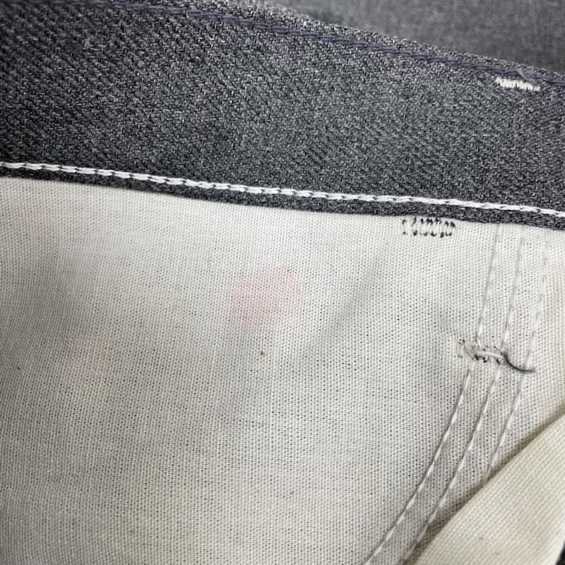 ラングラー Wrangler パンツ ワークパンツ、ペインターパンツ USA製 90~00年代 Wrangler スラックスパンツ ランチャー ドレスパンツ 90s 00s ヴィンテージ ジップフライ ロゴ 大きめ 42インチ ロゴ、文字 X 刺繍 チャコールグレー / チャコールグレー / メンズ USED 古着 中古 50141288