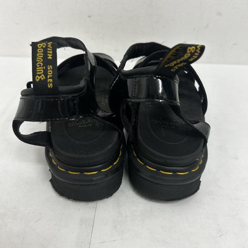 ドクターマーチン Dr.Martens サンダル サンダル BLAIRE PATENT LAMPER サンダル - ロゴ、文字 黒 / ブラック / black メンズ USED 古着 中古 50142036