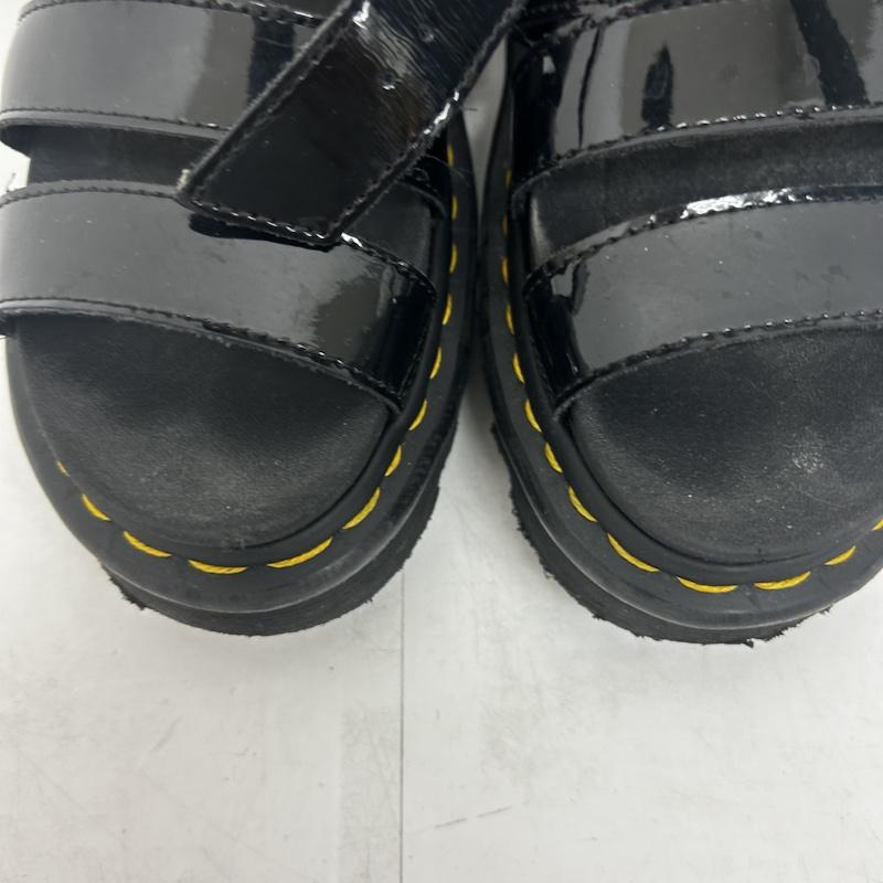 ドクターマーチン Dr.Martens サンダル サンダル BLAIRE PATENT LAMPER サンダル - ロゴ、文字 黒 / ブラック / black メンズ USED 古着 中古 50142036